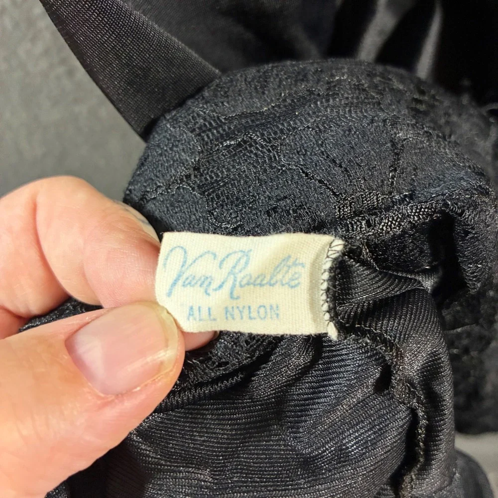 vtg y2k women babydoll slip dress 32 6 small Van Raalte Lace whimsygoth Black